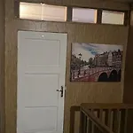 Ally's Urban Cozy Juhkentali 42 Near Centre Airport Next To Bus Station Διαμέρισμα