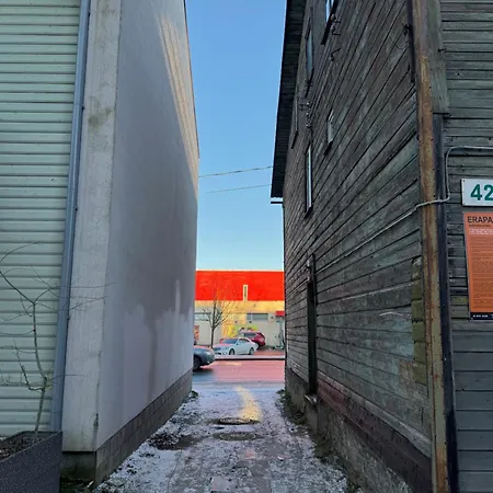 Lägenhet Ally's Urban Cozy Juhkentali 42 Near Centre Airport Next To Bus Station *