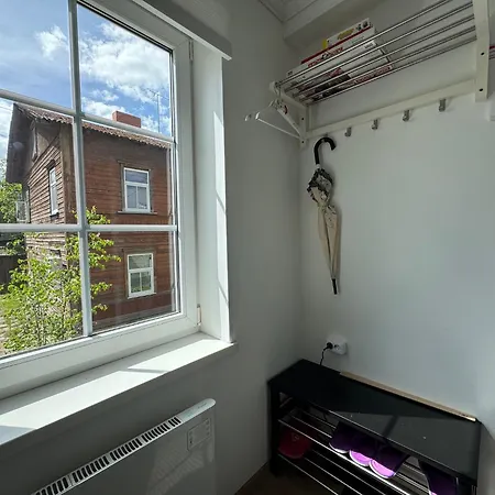 아파트 Ally Simple Cozy Juhkentali 42 Near Centre Airport Next To Bus Station *